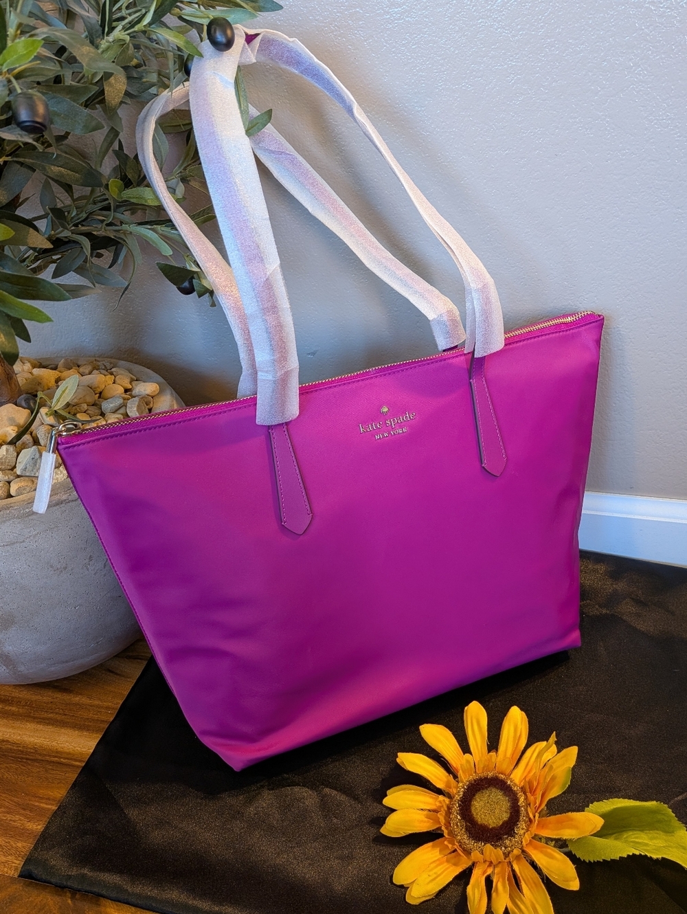 NWT! Kate Spade New York Kitt Large Nylon Tote Baja Rose (Magenta / Fushia)